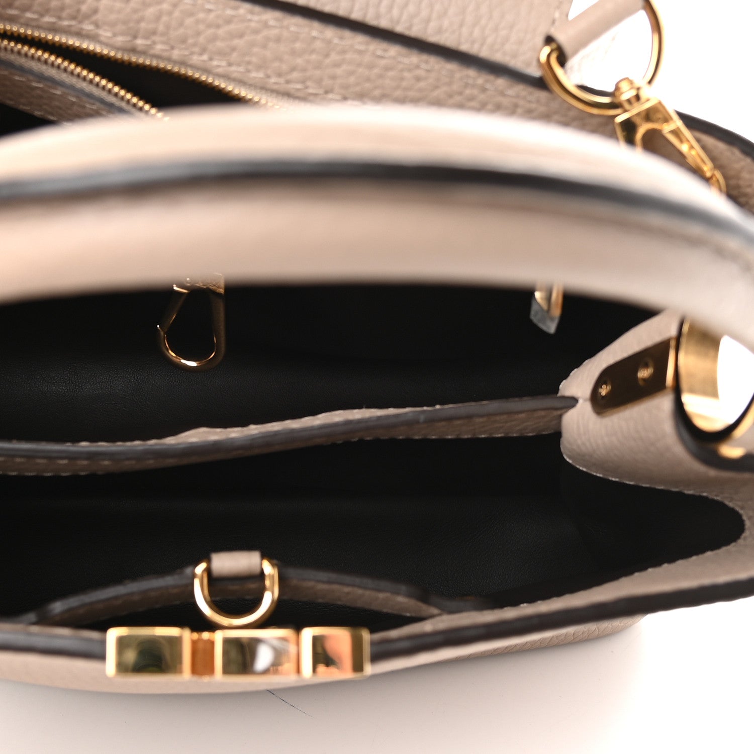 Louis Vuitton Taurillon Capucines BB Galet 5 of 8