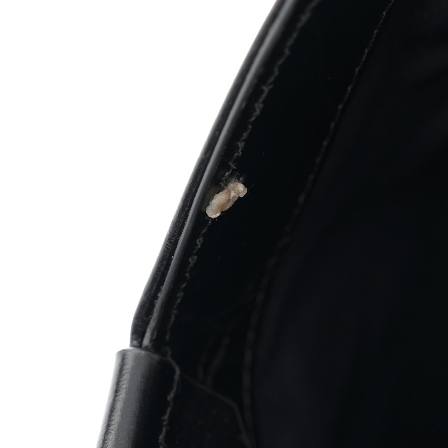Calfskin Crocodile Embossed Medium Lock Antigona Black