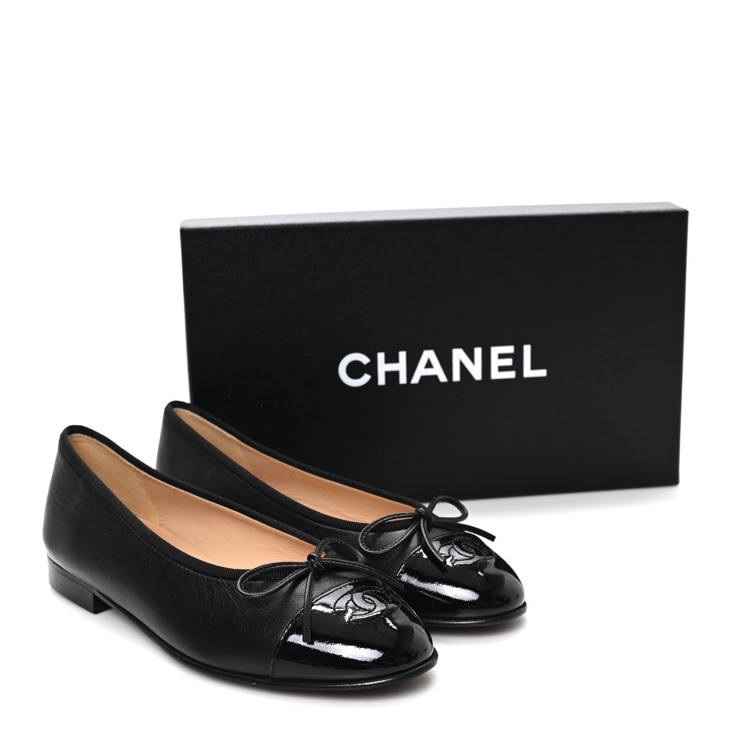 Chanel Lambskin Patent CC Cap Toe Ballerina Flats 35.5 Black 10 of 10