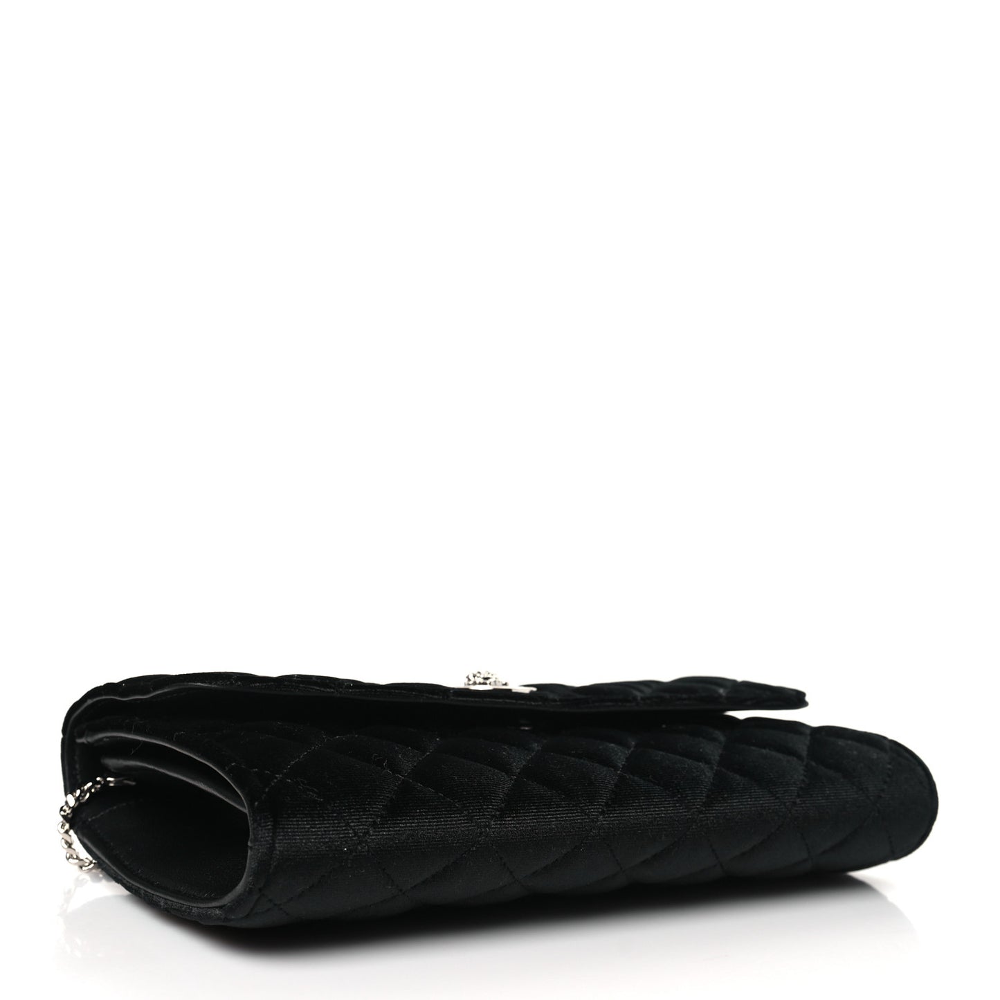 Velvet Quilted Medusa Wallet On Chain Black