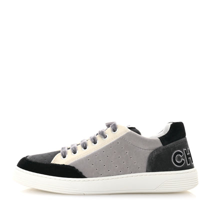 Chanel Velvet Womens Logo Sneakers 40 White Black Grey 1 of 9