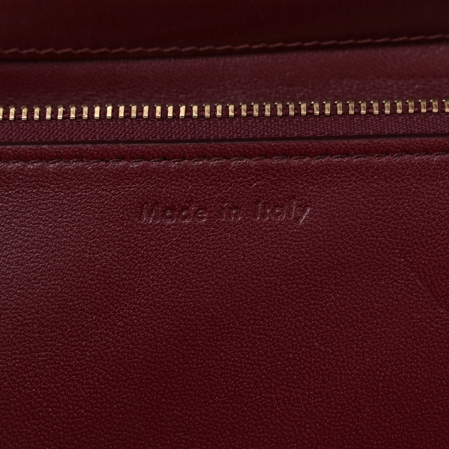 Box Calfskin Medium Classic Box Flap Bag Burgundy