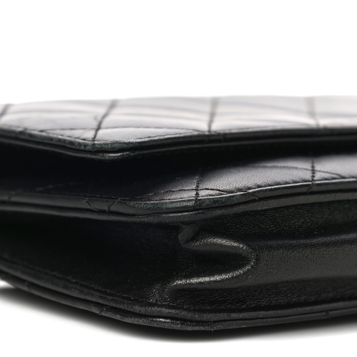 Lambskin Quilted Wallet On Chain WOC Black