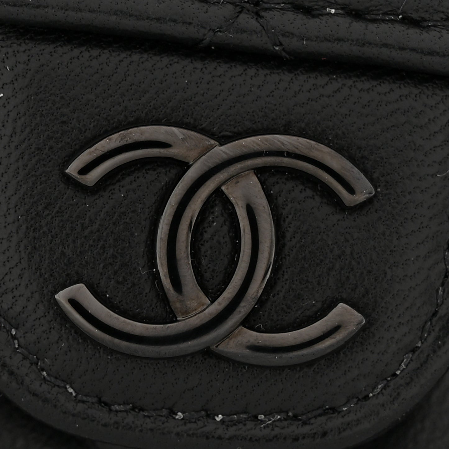 Lambskin Quilted Flap Phone Holder With Chain So Black