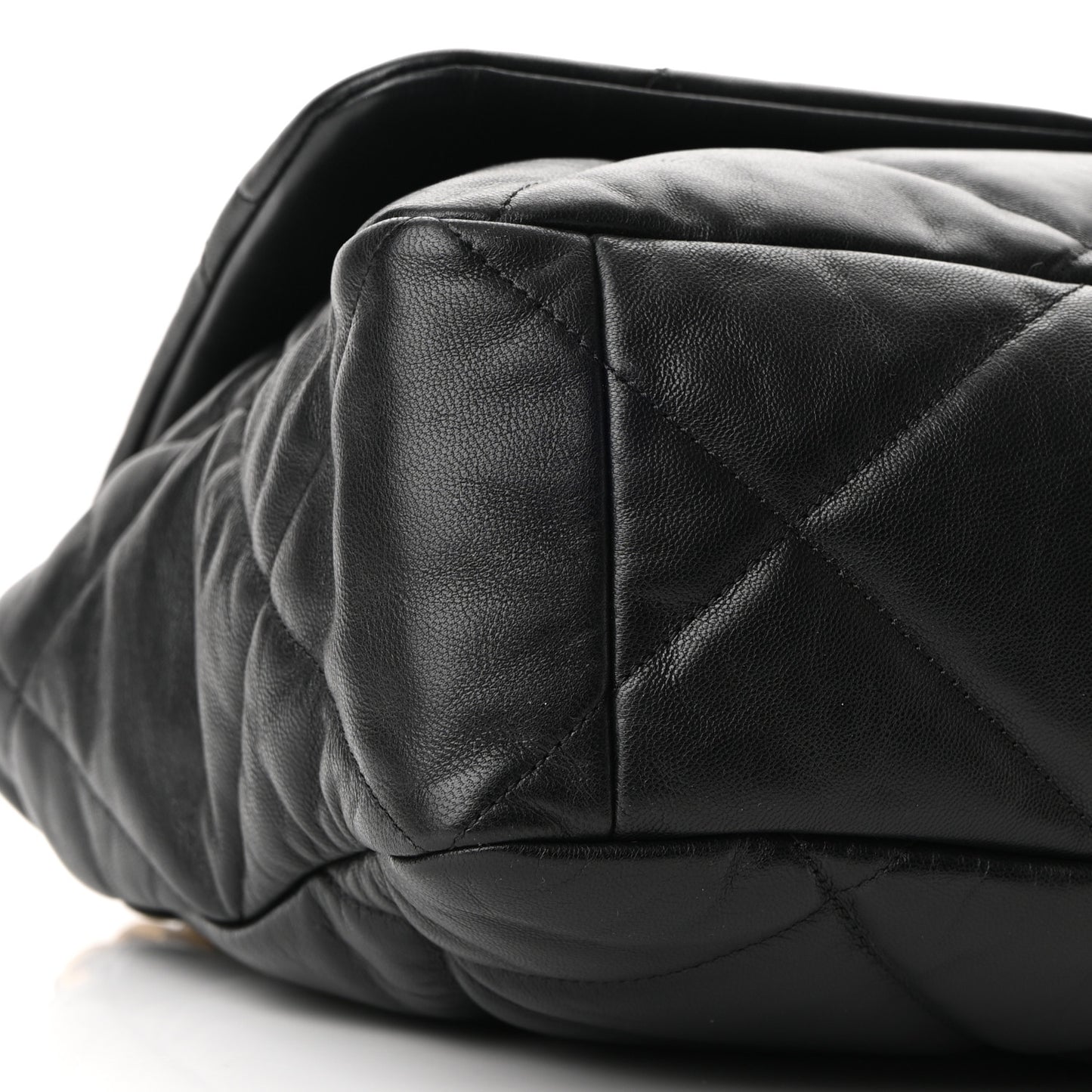 Goatskin Quilted Maxi Chanel 19 Flap Black