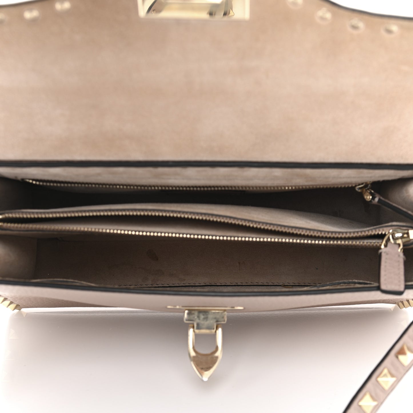 Pebbled Calfskin Small Rockstud Single Handle Flap Bag Poudre
