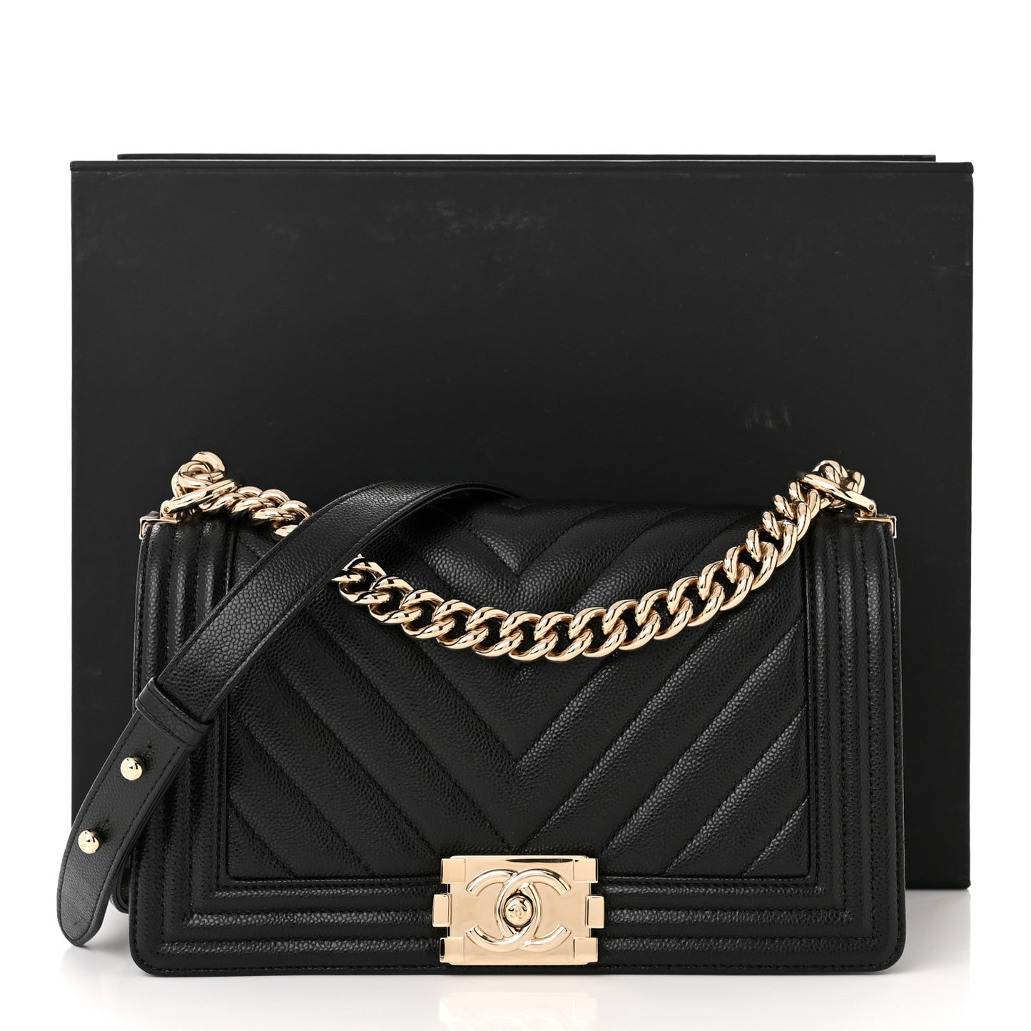 Caviar Chevron Quilted Medium Boy Flap Black