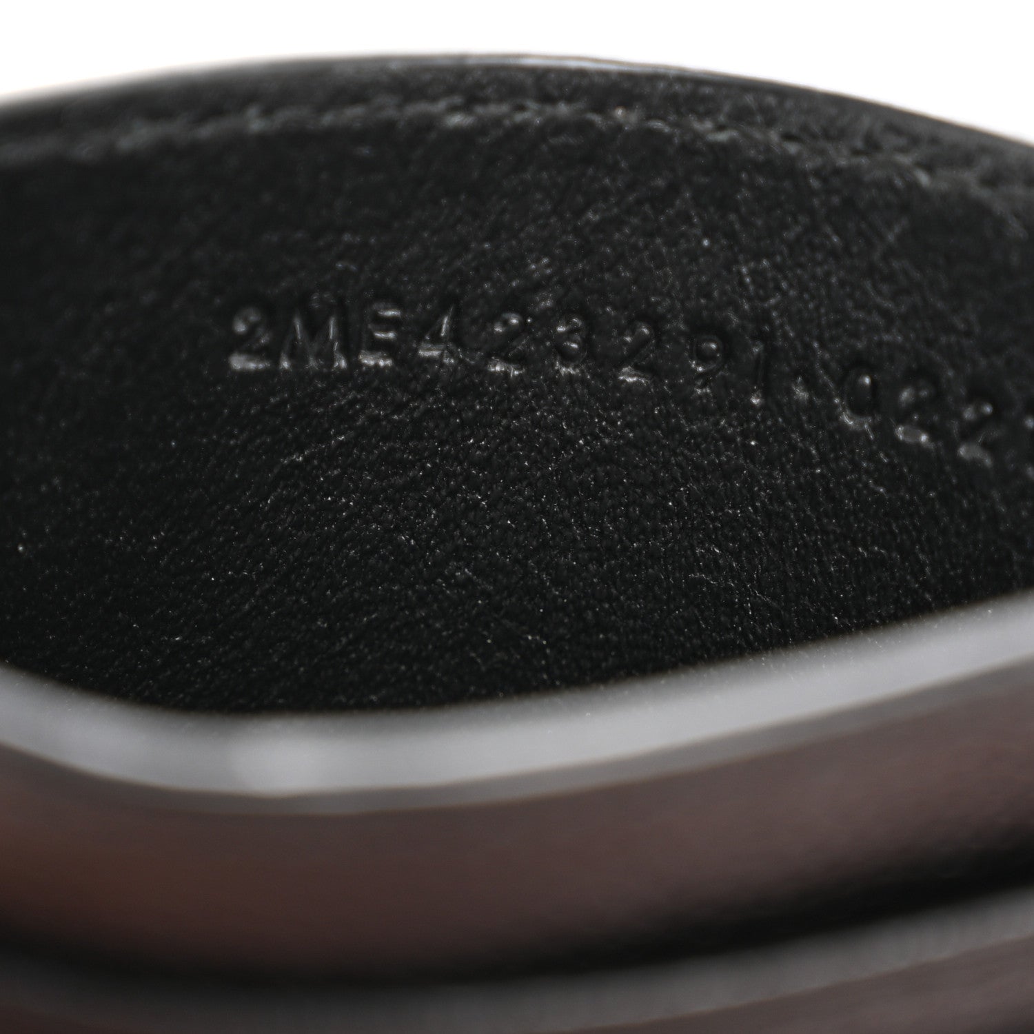 Saint Laurent Grain De Poudre Matelasse Chevron Monochrome Monogram Credit Card Case Black 7 of 10