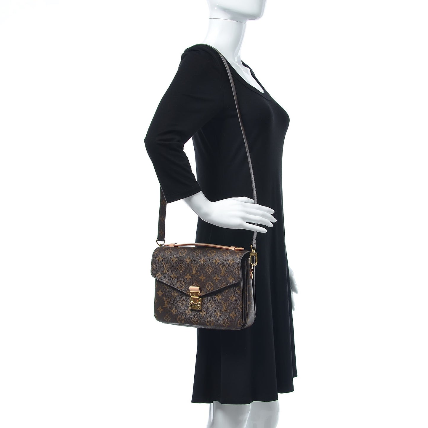Monogram Pochette Metis