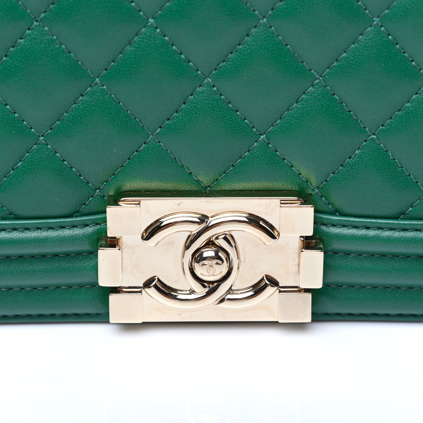Lambskin Quilted Medium Boy Flap Green