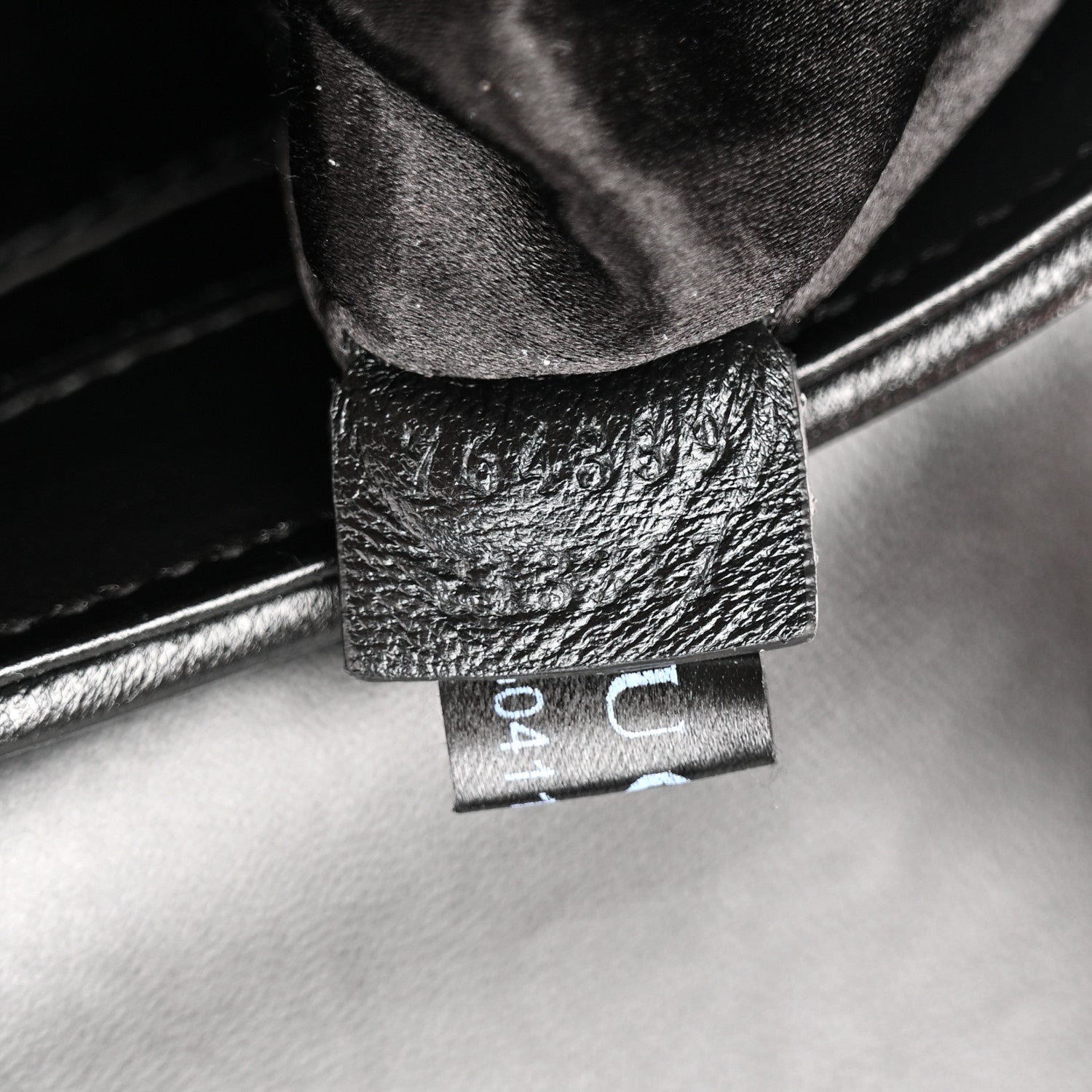Gucci Nappa Vertical Matelasse Small Maxi Horsebit Chain Shoulder Bag Black 7 of 10