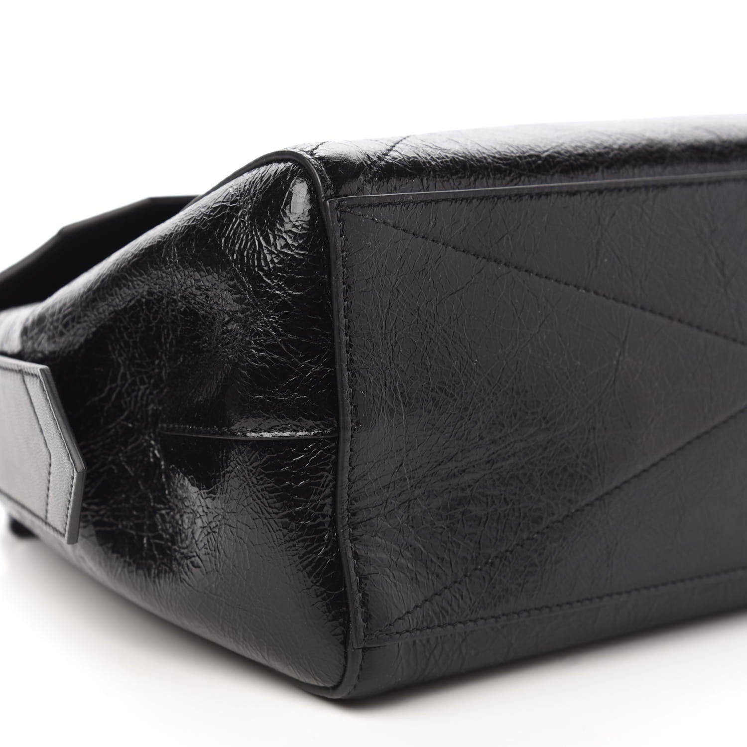 Givenchy Creased Patent Calfskin Medium ID Flap Black 6 of 9