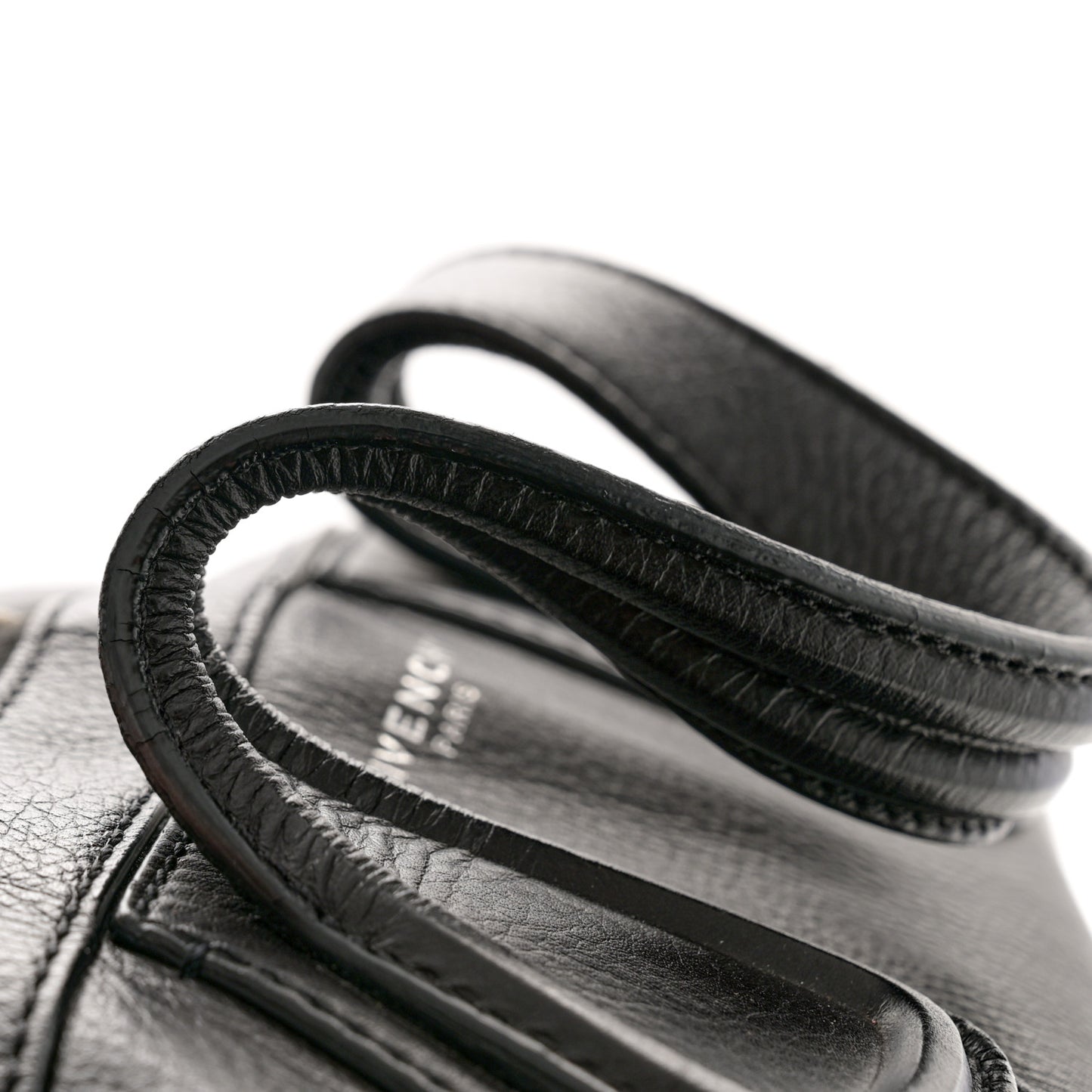 Waxy Grained Calfskin Medium Nightingale Black
