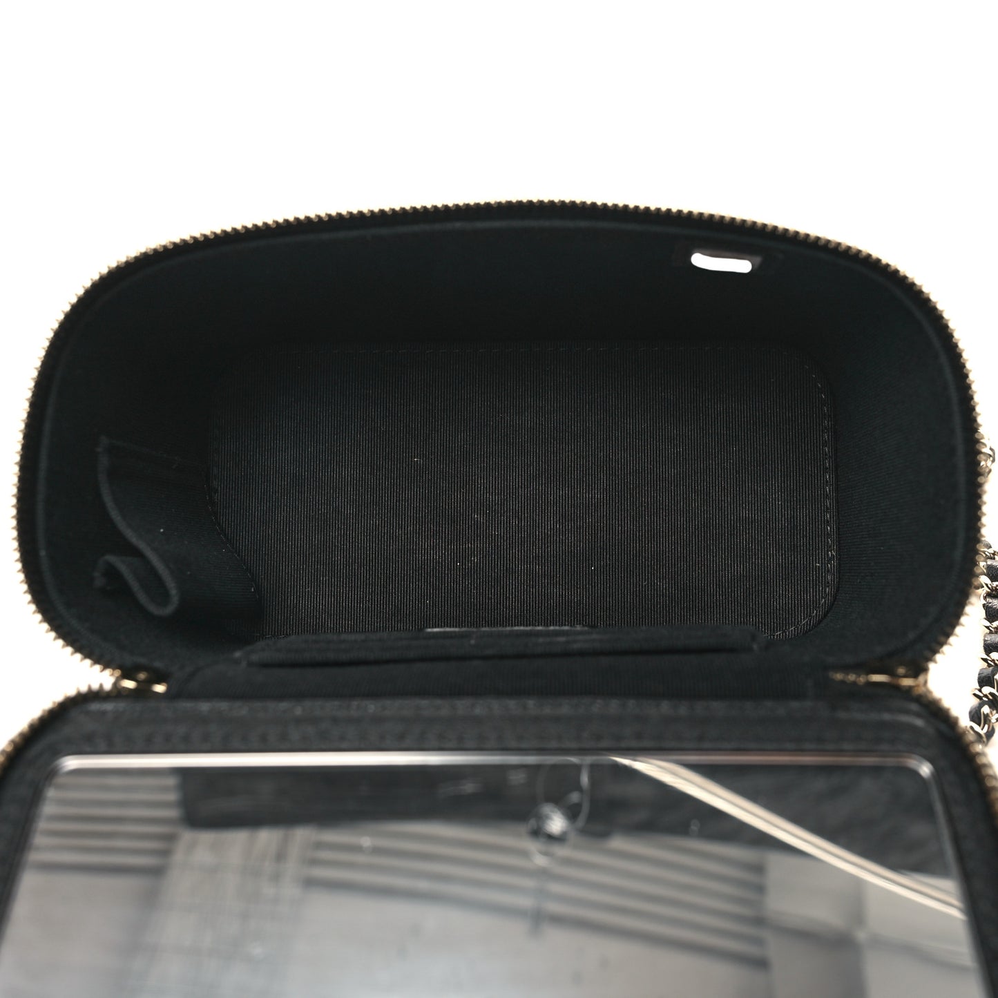 Lambskin Quilted Small Top Handle Vanity Case With Chain Black