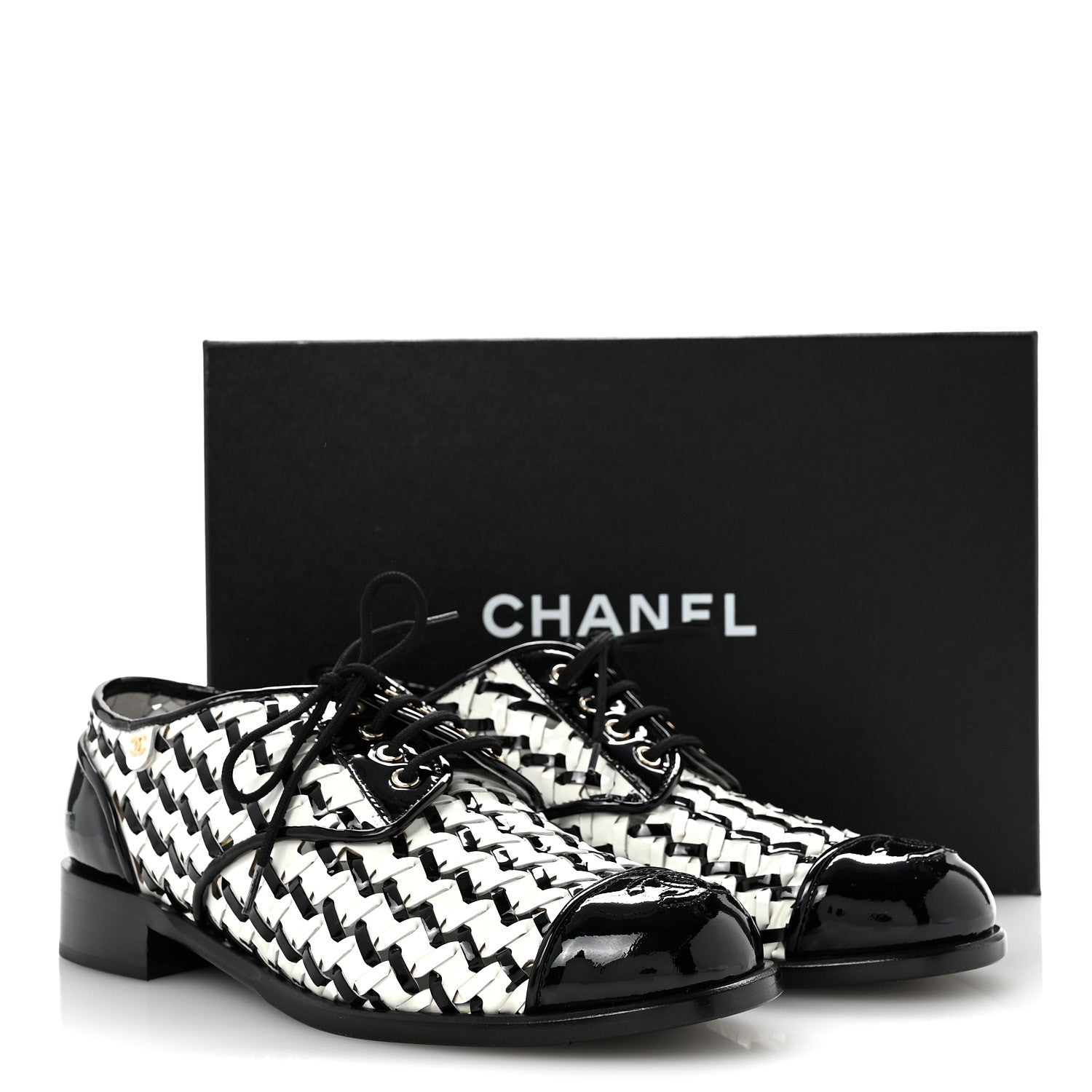Chanel Lambskin Braided Patent CC Lace Up Oxfords 39 Black White 11 of 11