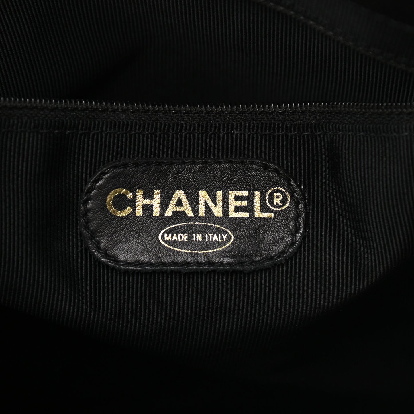 Caviar CC Shoulder Bag Black
