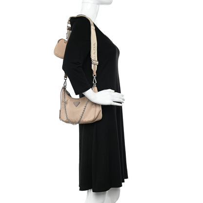 Prada Nylon Re-Edition 2005 Shoulder Bag Cammeo 2 of 22