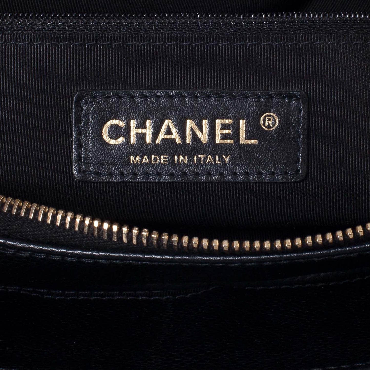 Caviar Quilted Petit Timeless Tote PTT Black