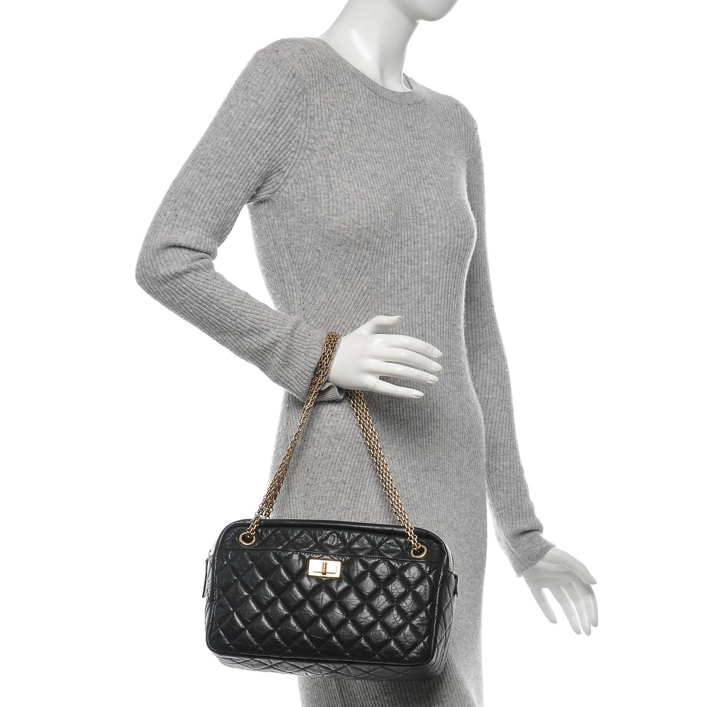 Aged Calfskin Quilted Medium Reissue Camera Case Black