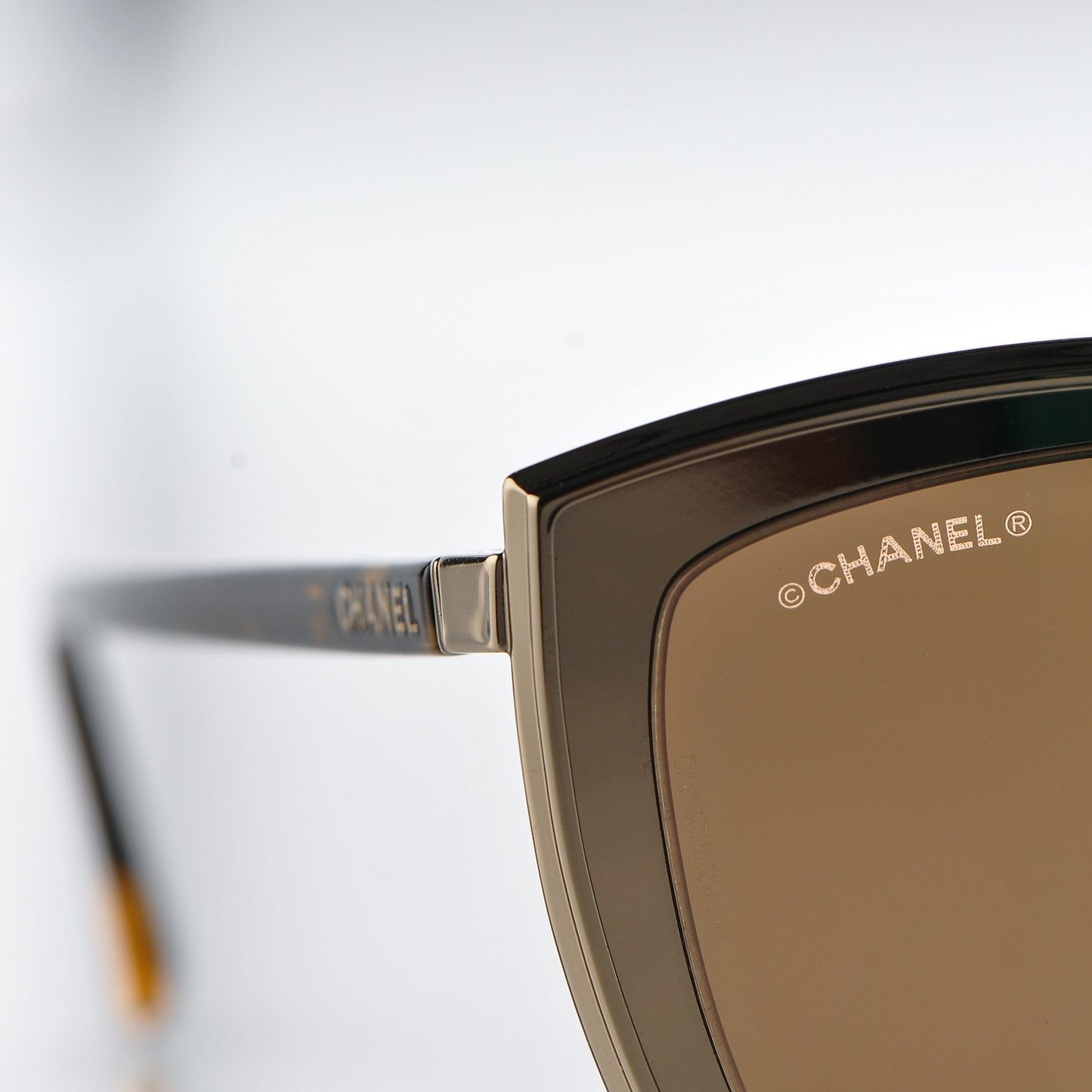 Metal Cat Eye Sunglasses 4222 Gold