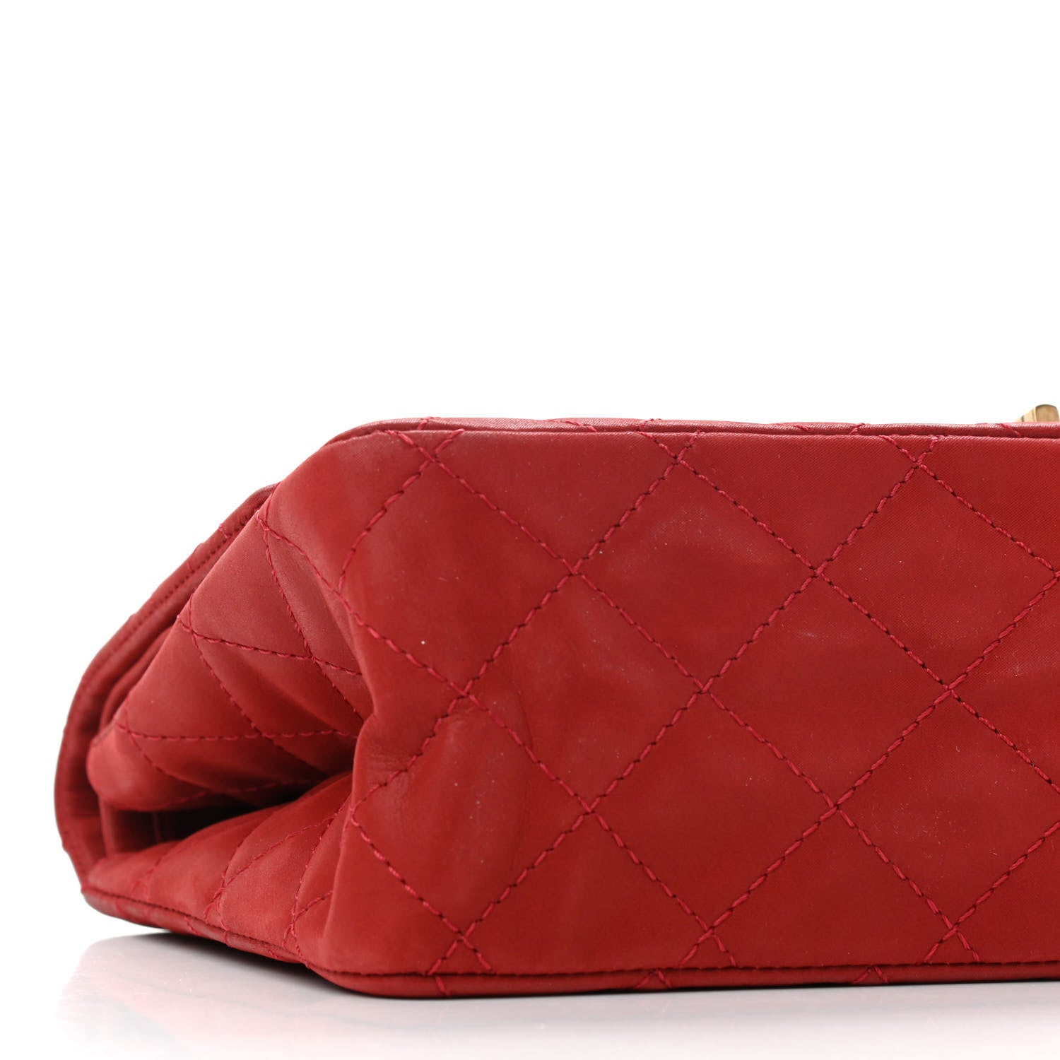 Chanel Iridescent Calfskin Quilted 2.55 Reissue 226 Flap Red 8 of 11