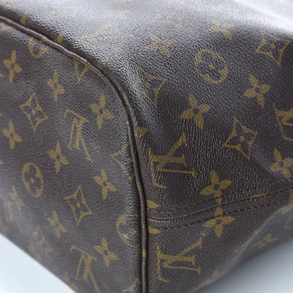 Louis Vuitton Monogram Neverfull MM 18 of 24