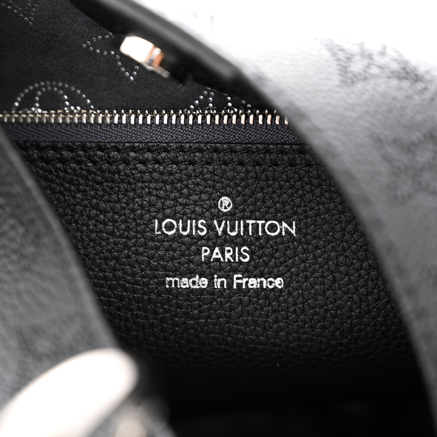 Louis Vuitton Mahina Carmel Hobo Black 6 of 9