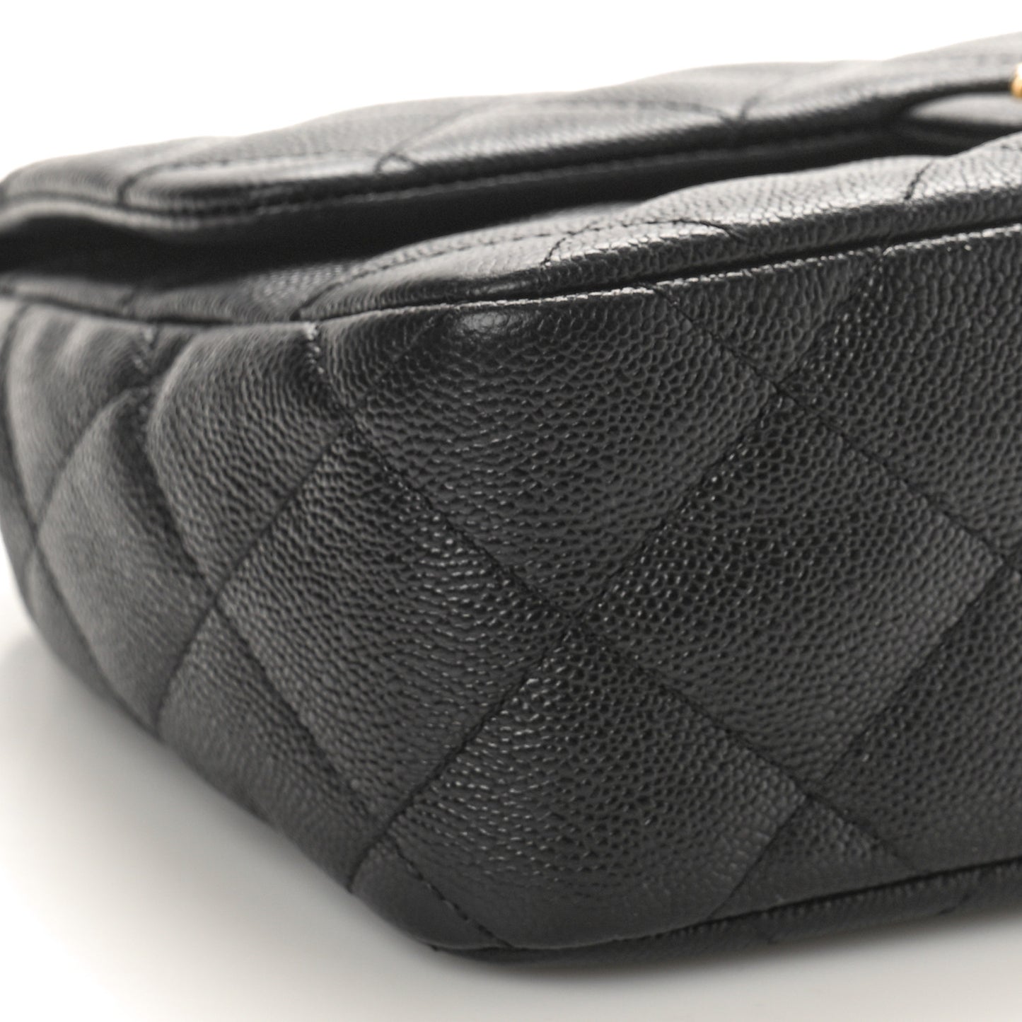 Caviar Quilted Sweetheart Flap Black