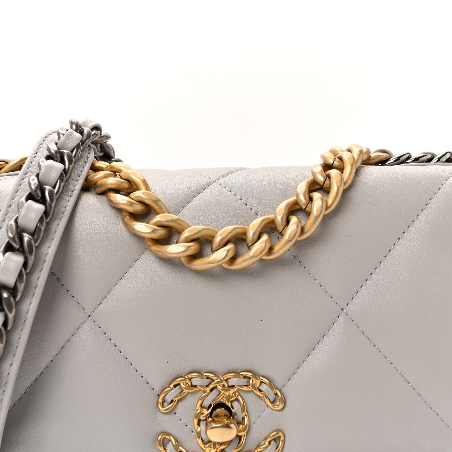 Lambskin Quilted Medium Chanel 19 Flap Grey