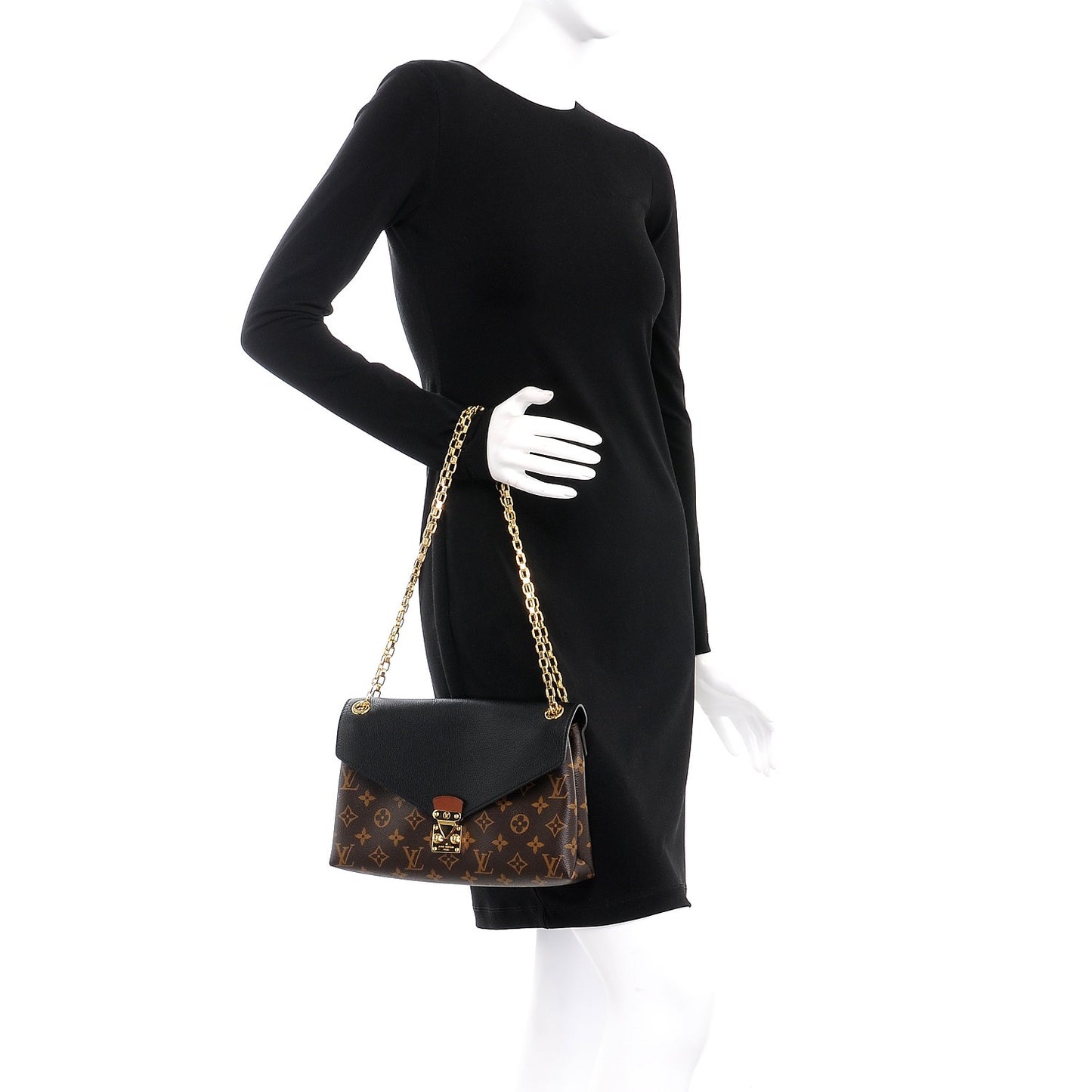 Monogram Pallas Chain Black