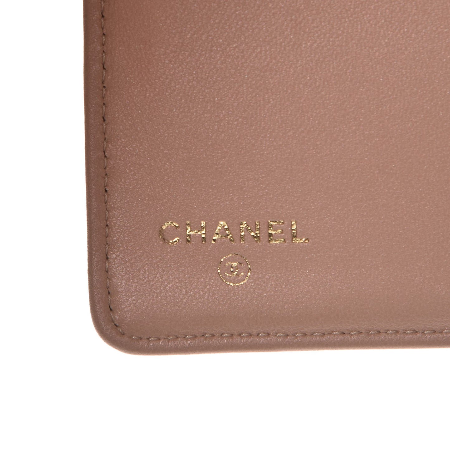 Iridescent Calfskin Quilted Boy Yen Wallet Light Pink