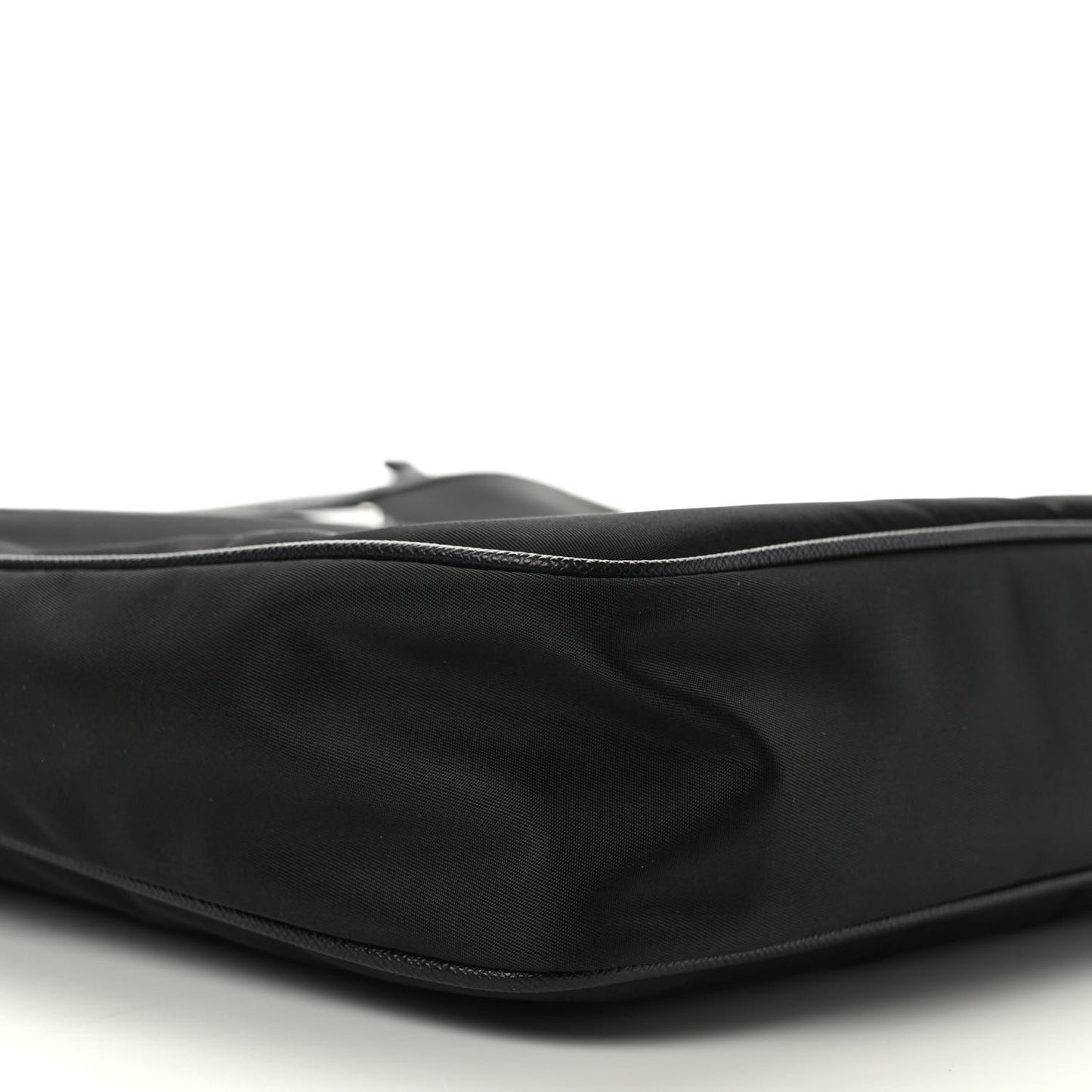 Tessuto Nylon Saffiano Messenger Bag Black