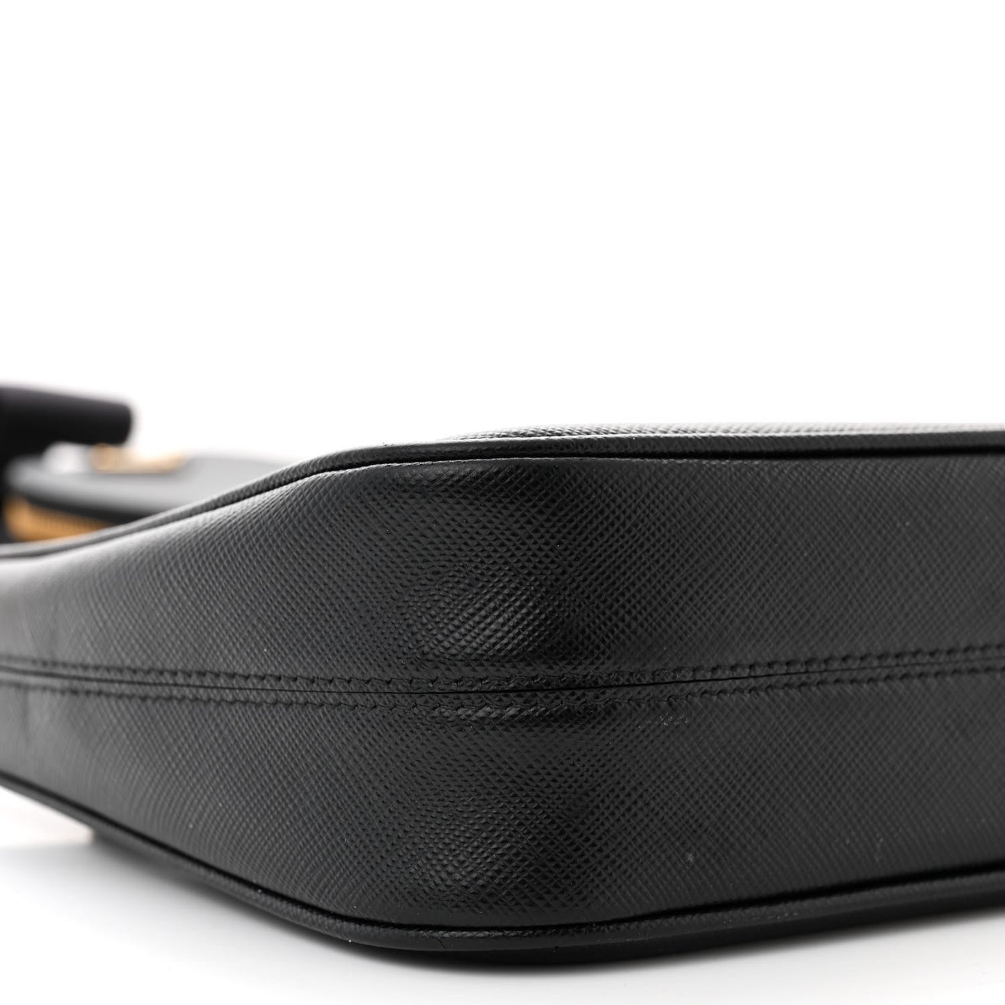 Saffiano Lux Re-Edition 2005 Shoulder Bag Black