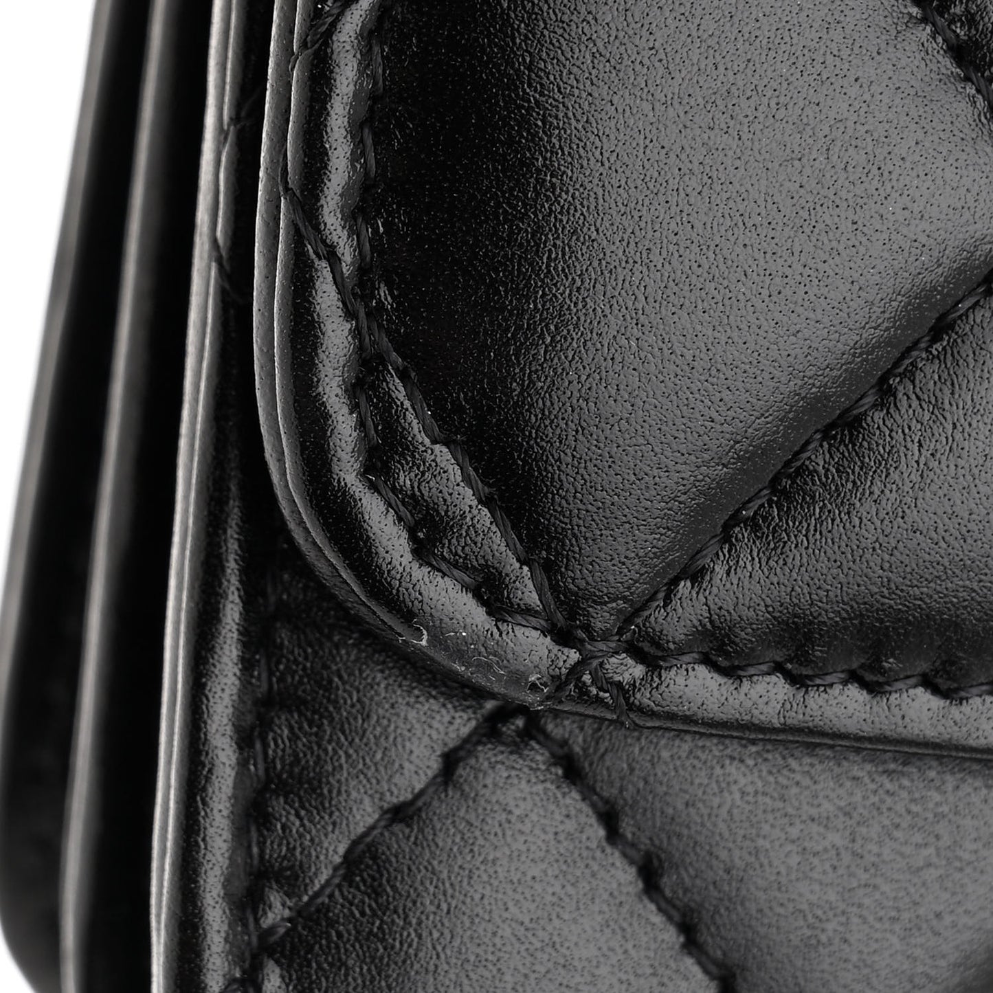 Calfskin Quilted Mini Maxi Pearls Wallet On Chain WOC Black