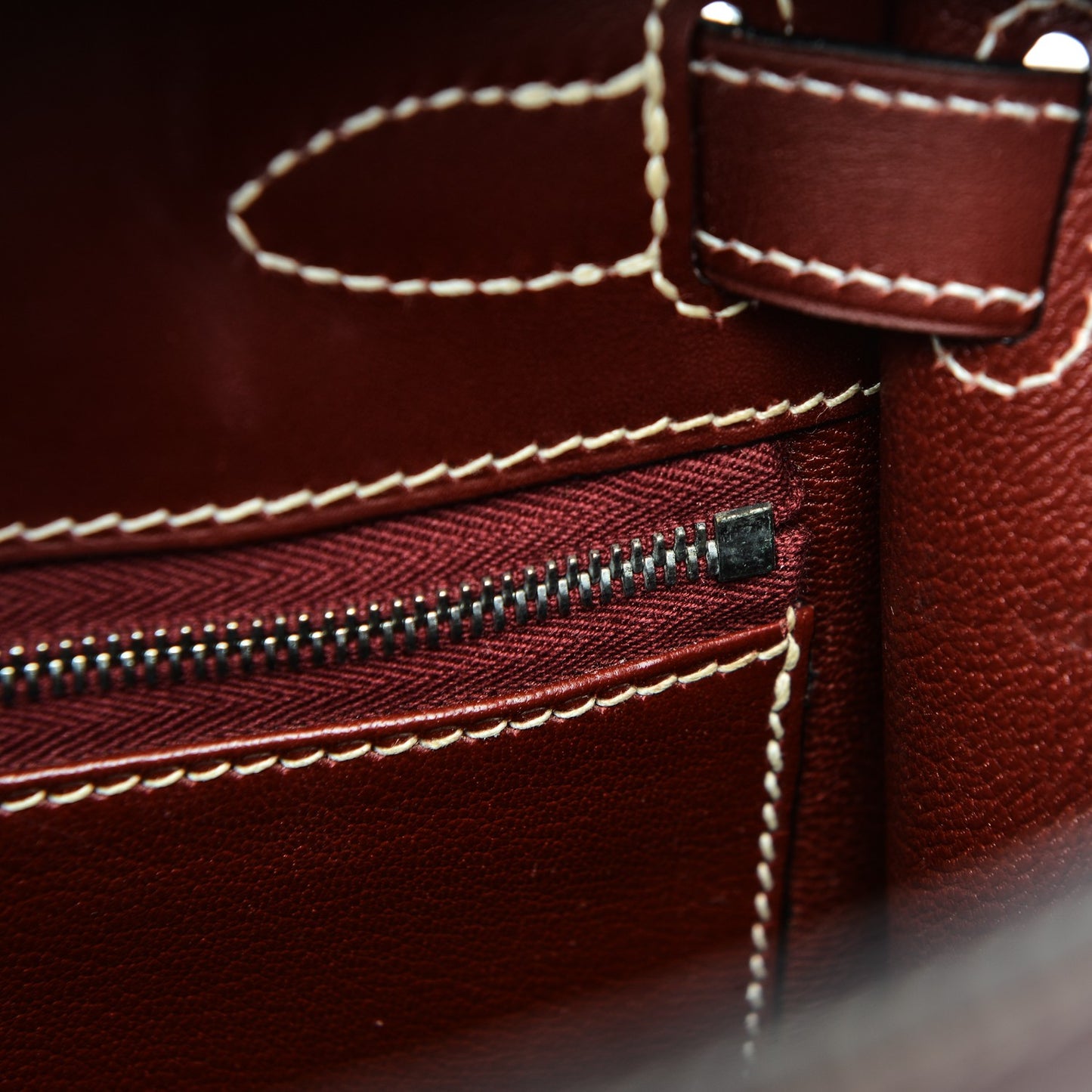 Chamonix Kelly Sellier 28 Rouge H