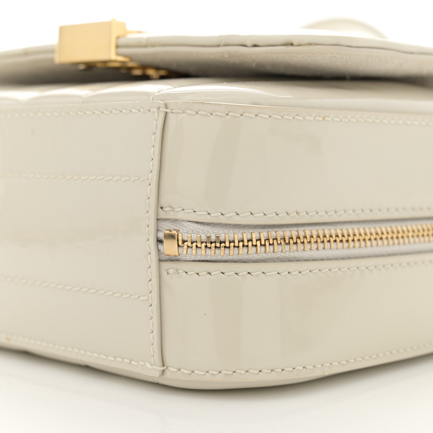 Saint Laurent Patent Matelasse Monogram Toy Vicky Camera Bag Off White 10 of 12