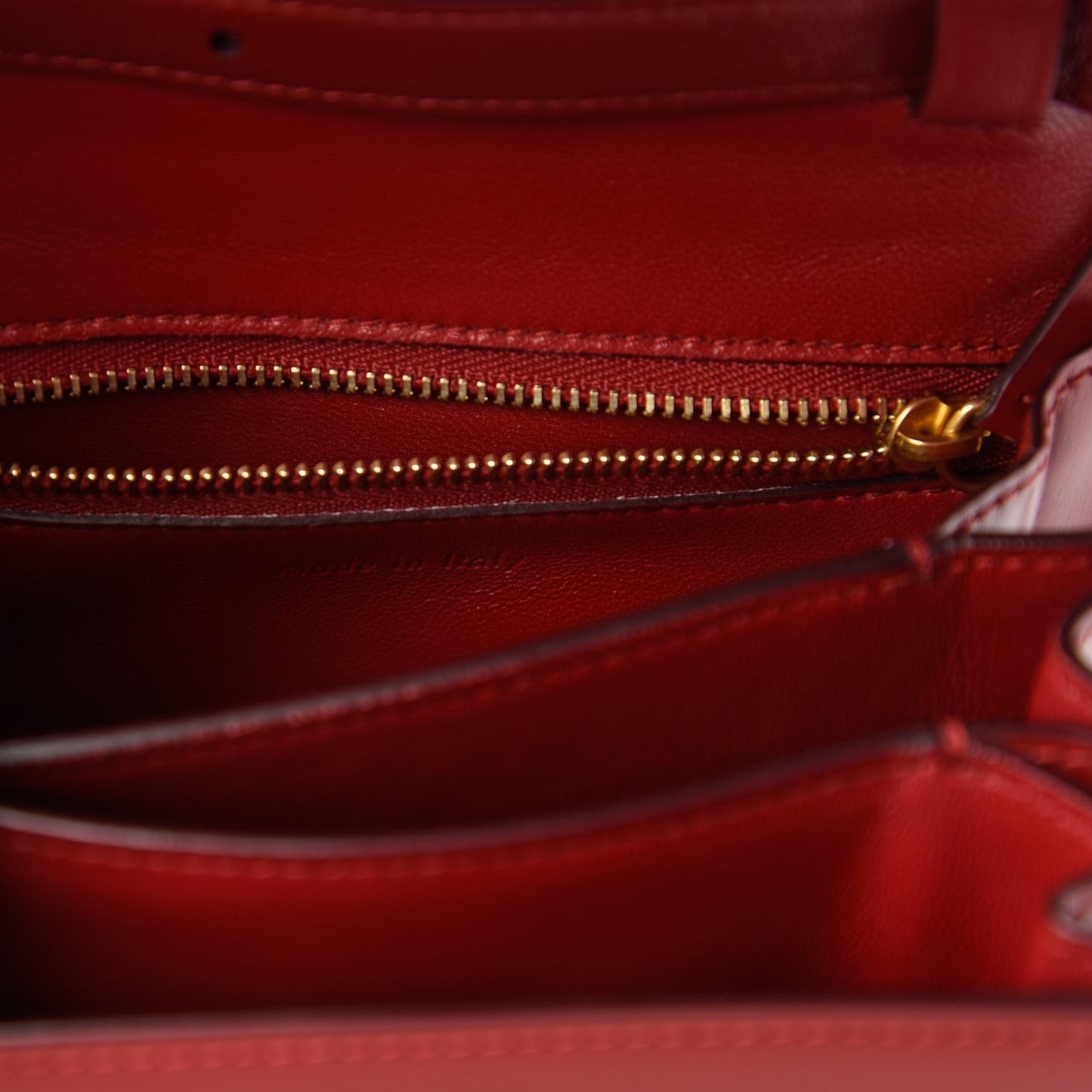 Smooth Calfskin Small Classic Box Flap Red