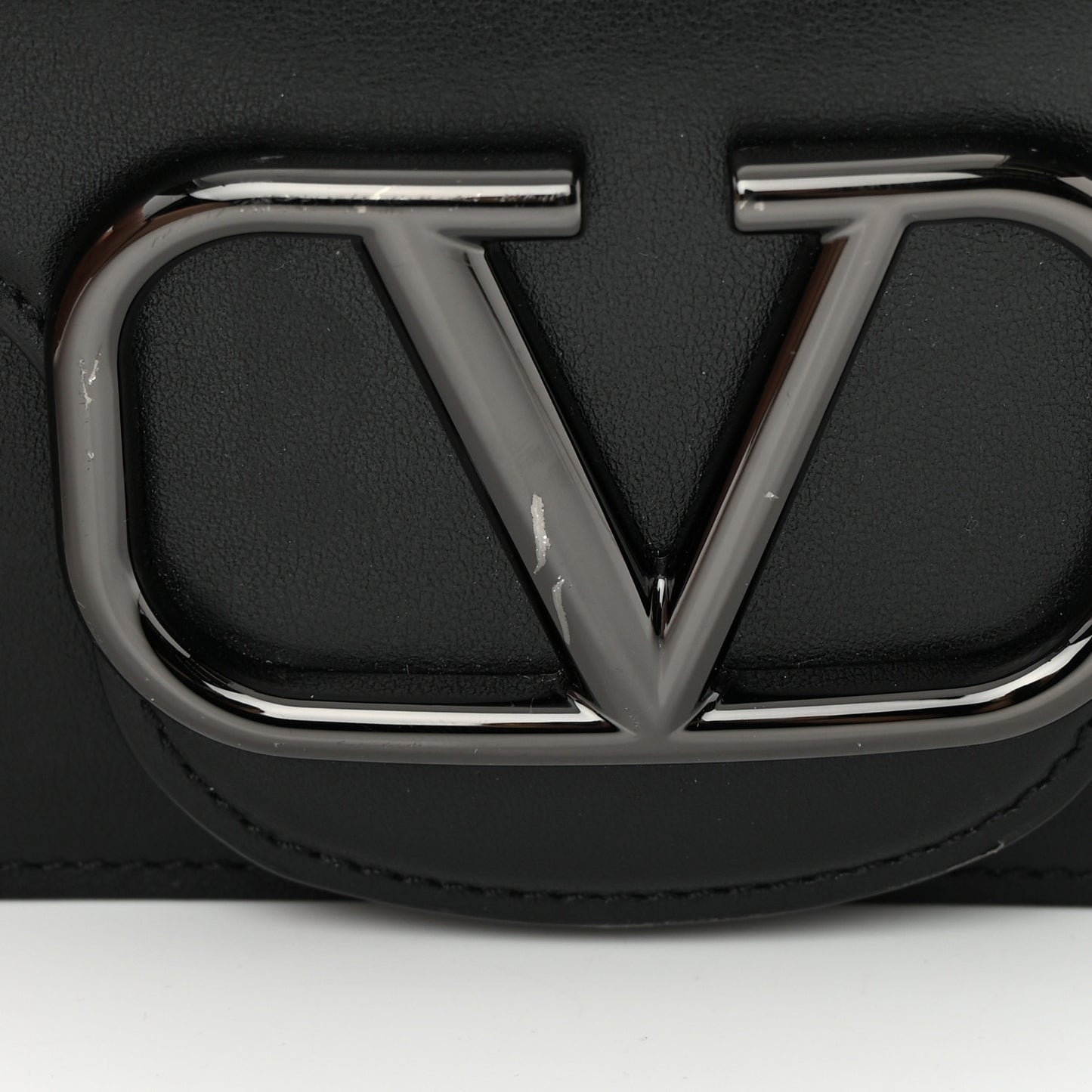 Calfskin Monochrome Vlogo Mini Loco Crossbody Bag Black