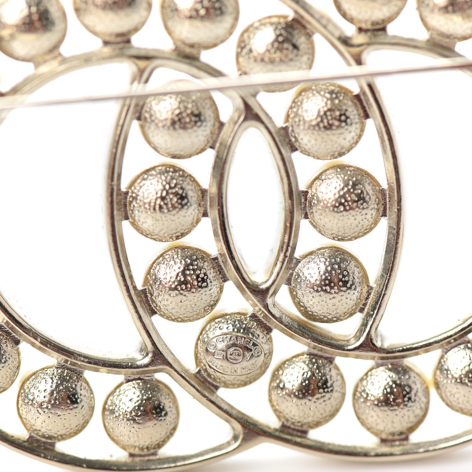 Chanel Pearl CC Brooch Light Gold 4 of 4