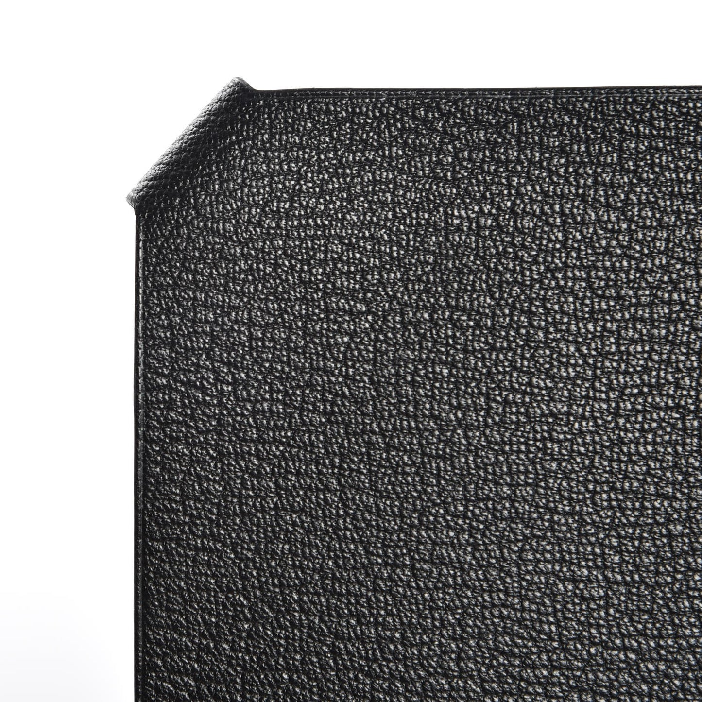 Chevre Mysore Tarmac PM Passport Holder Black