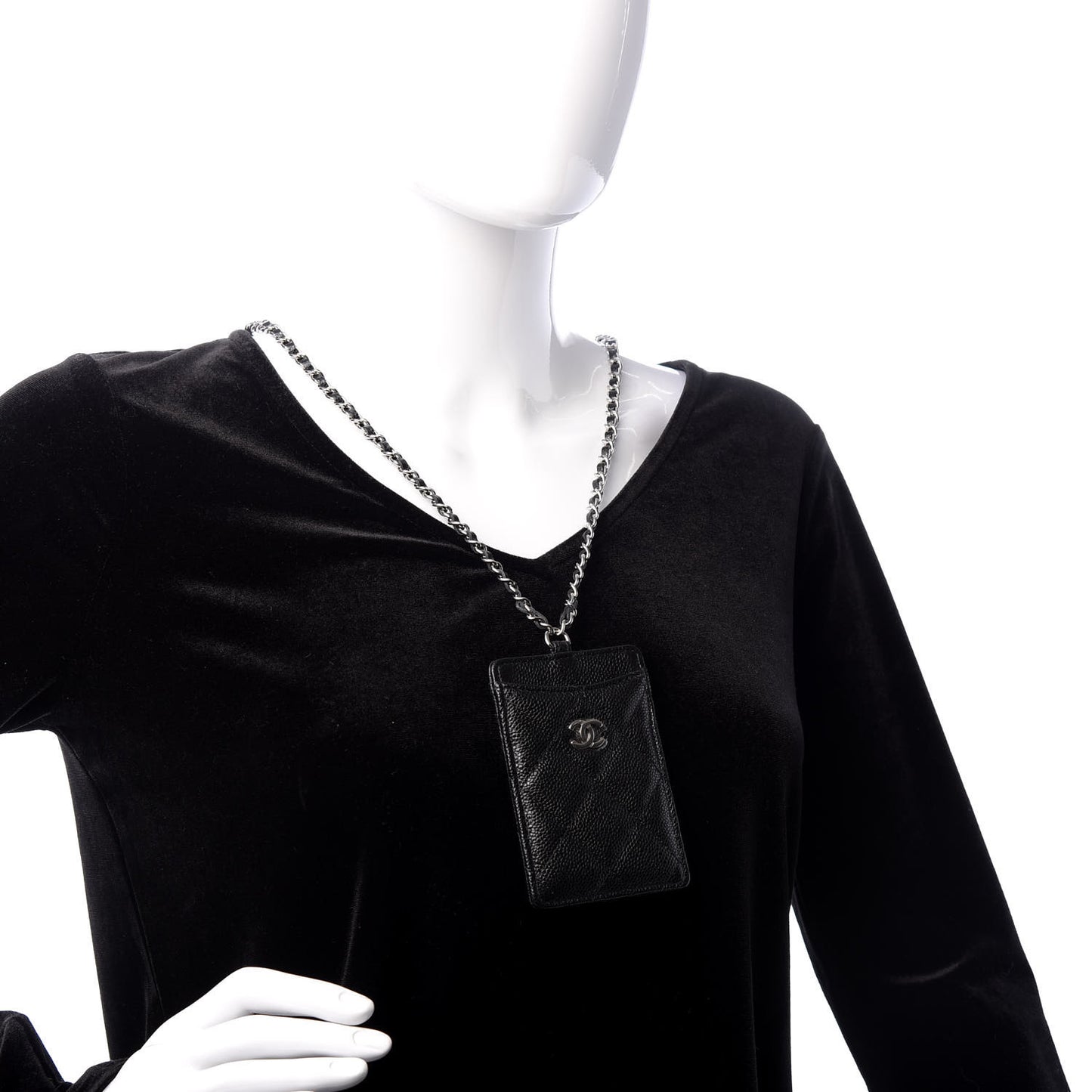 Caviar Quilted Card Holder On Chain Black