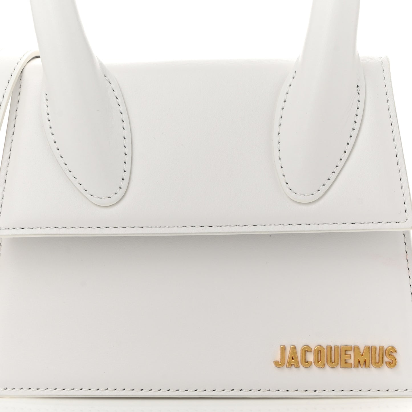 Smooth Calfskin Le Chiquito Moyen White