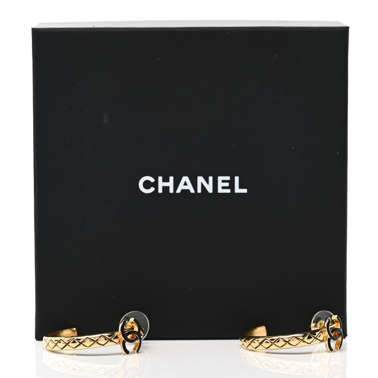 Metal Quilted Resin CC Hoop Earrings Gold Black