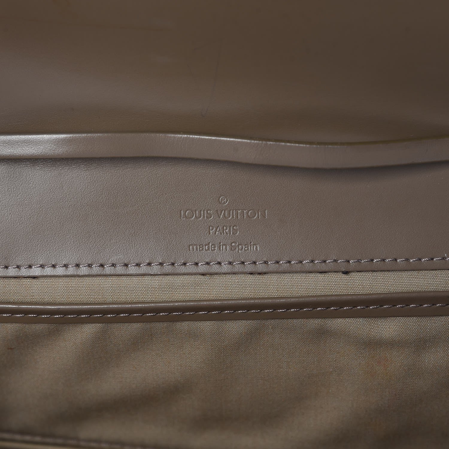 Louis Vuitton Epi Honfleur Pepper 6 of 21