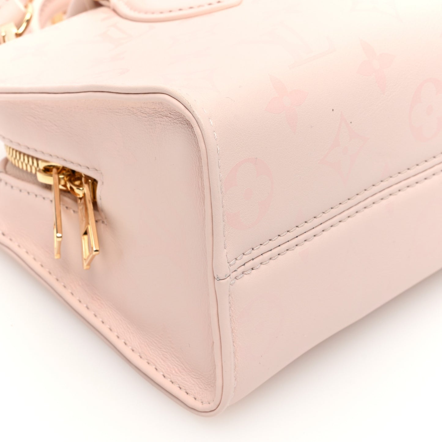 Calfskin OnTheGo East West Pearl Pink