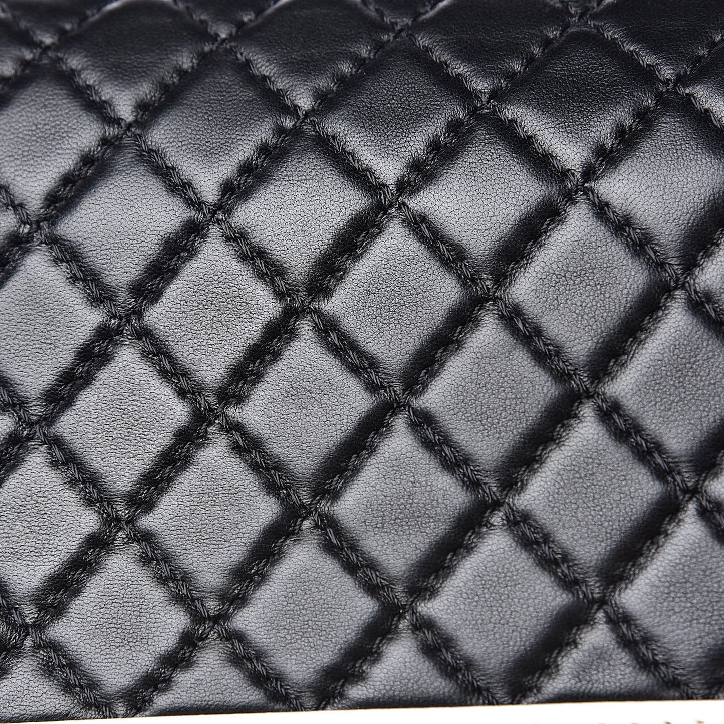 Lambskin Quilted Medium Boy Flap Black White