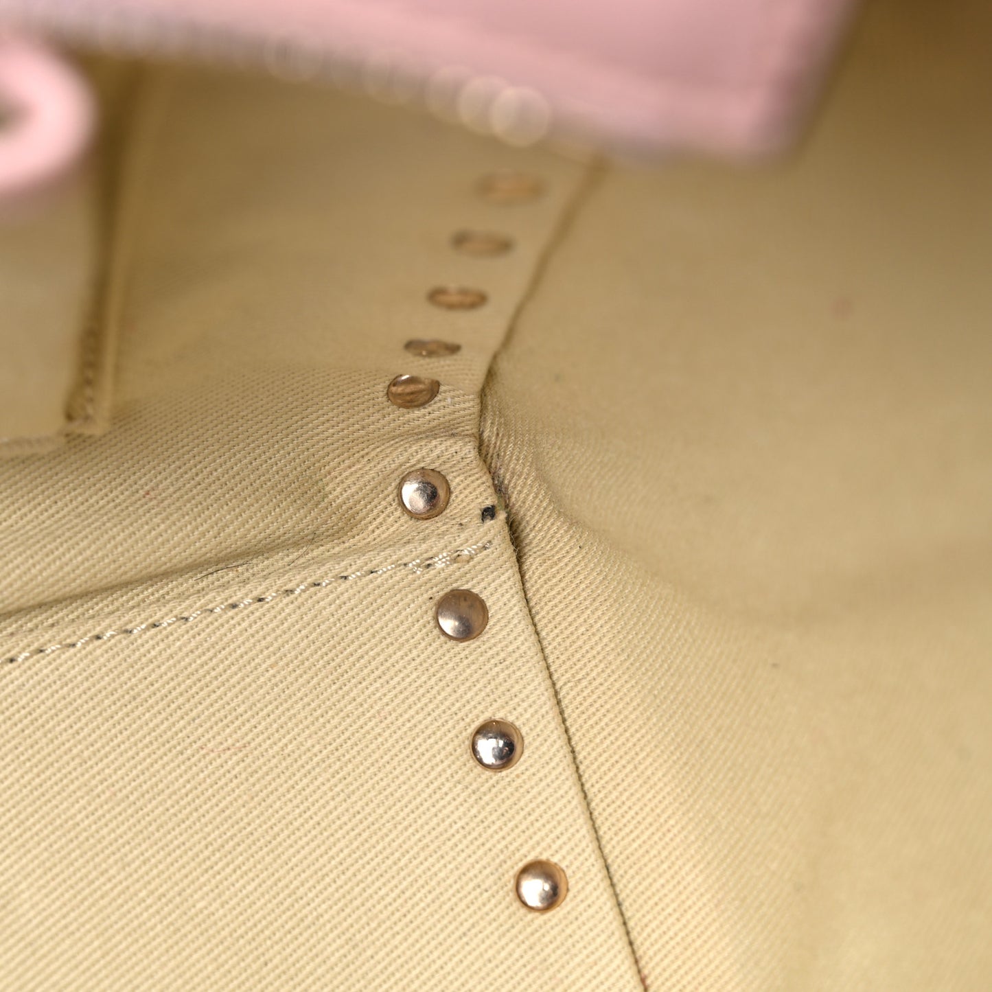 Vitello Small Rockstud Double Handle Tote Rose