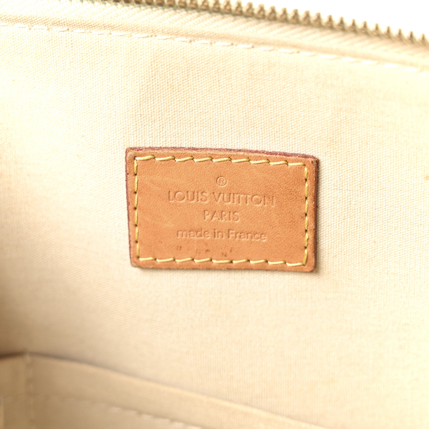 Louis Vuitton Vernis Alma GM Blanc Corail 6 of 9