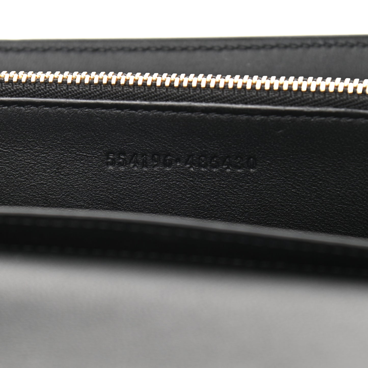 Pebbled Calfskin Skull Wallet on Chain Black