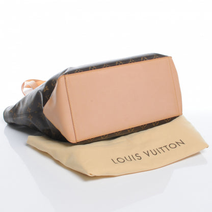 Louis Vuitton Monogram Cabas Mezzo 4 of 7